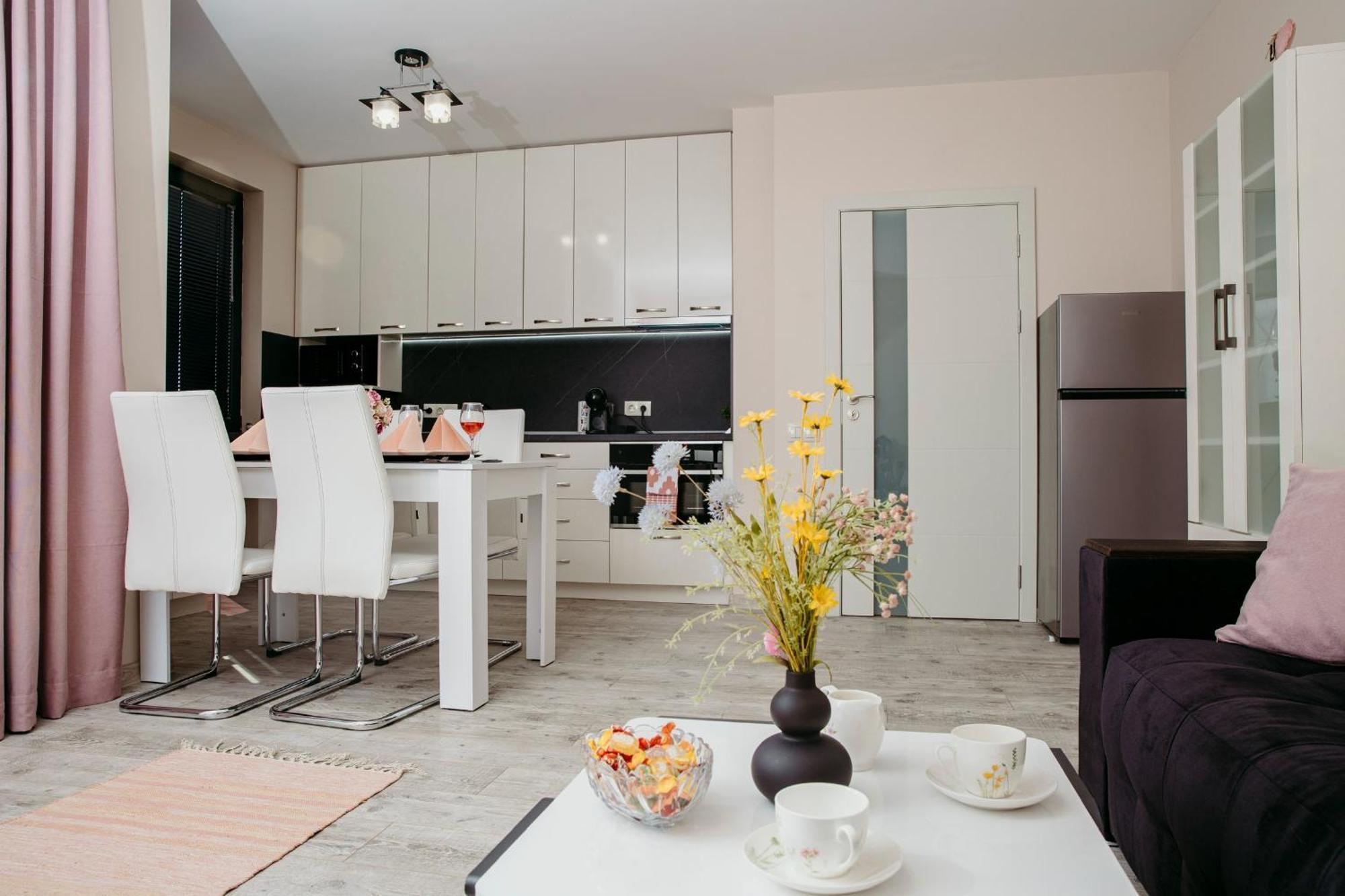 Rose Valley Apartment Kazanlak Exterior photo
